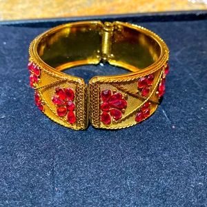 Vintage hinged cuff bracelet